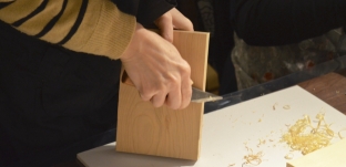 12/4(日)「ミニまな板とカッティングボード作り」のワークショップ(無印良品 名古屋名鉄百貨店様)は定員となりました。