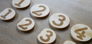 ルームプレートを製作しました：きいとすデンタルクリニックさま（岐阜県神戸町）